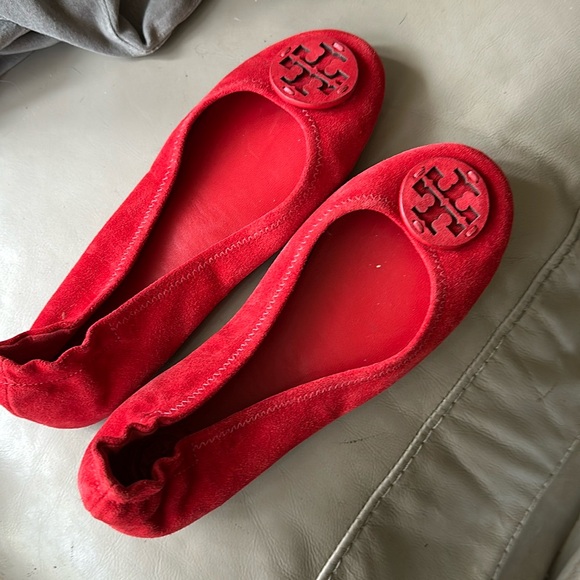 Tory Burch Shoes - 4.99 shipping Size 7, ballet style slippers, Tory Burch